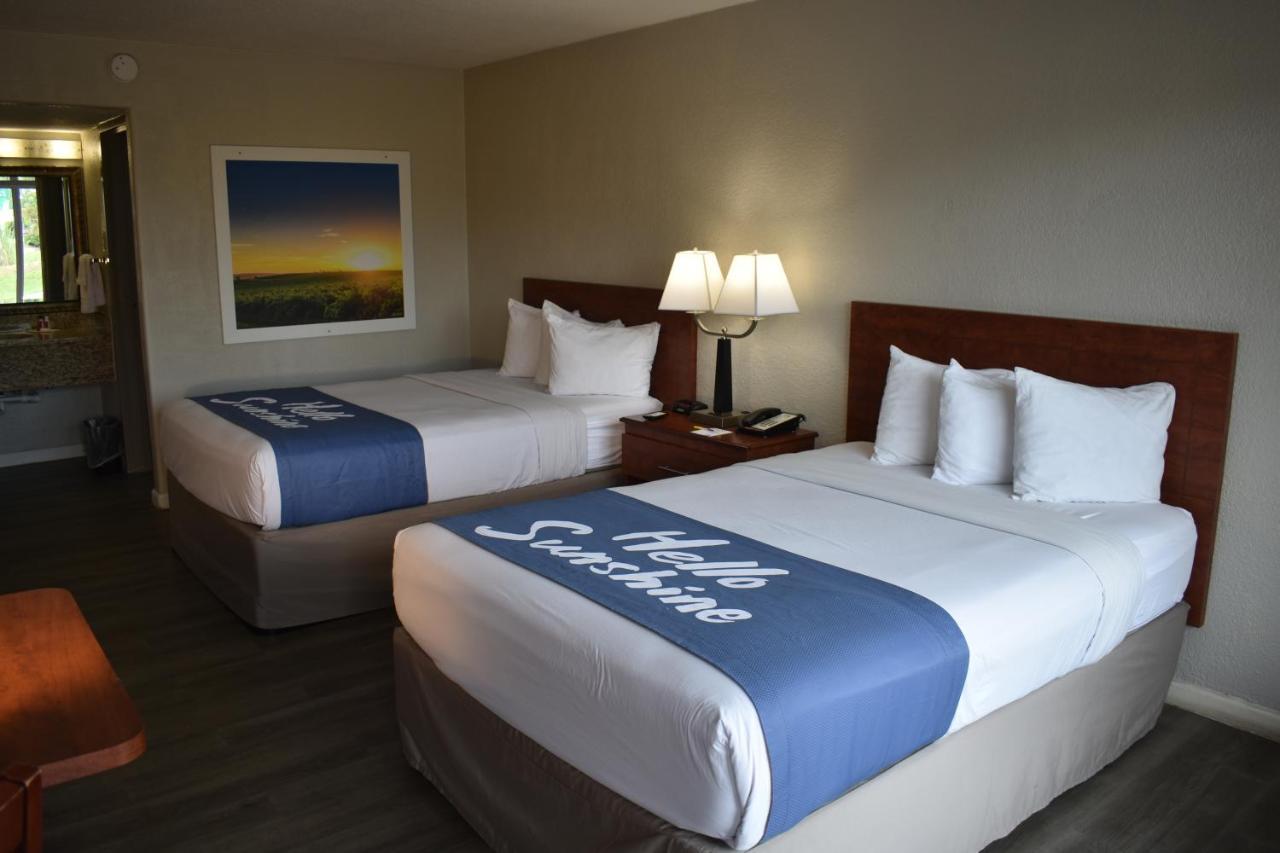 Days Inn By Wyndham Wildwood I-75 Extérieur photo