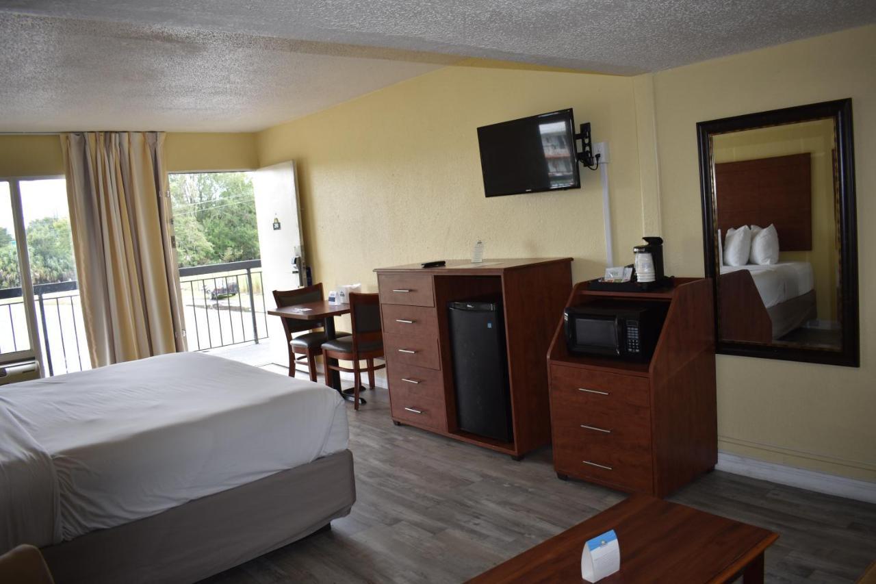 Days Inn By Wyndham Wildwood I-75 Extérieur photo