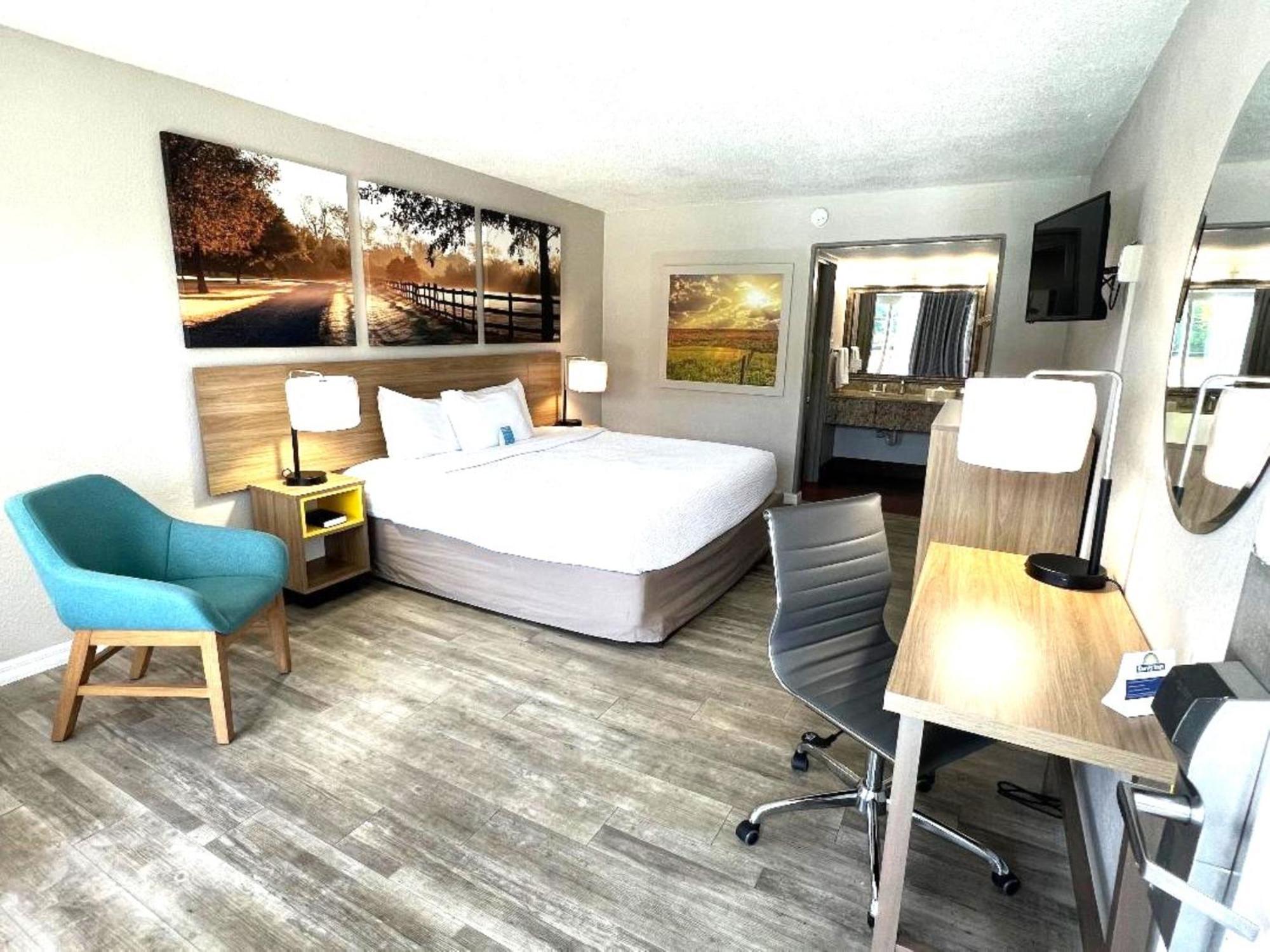 Days Inn By Wyndham Wildwood I-75 Extérieur photo
