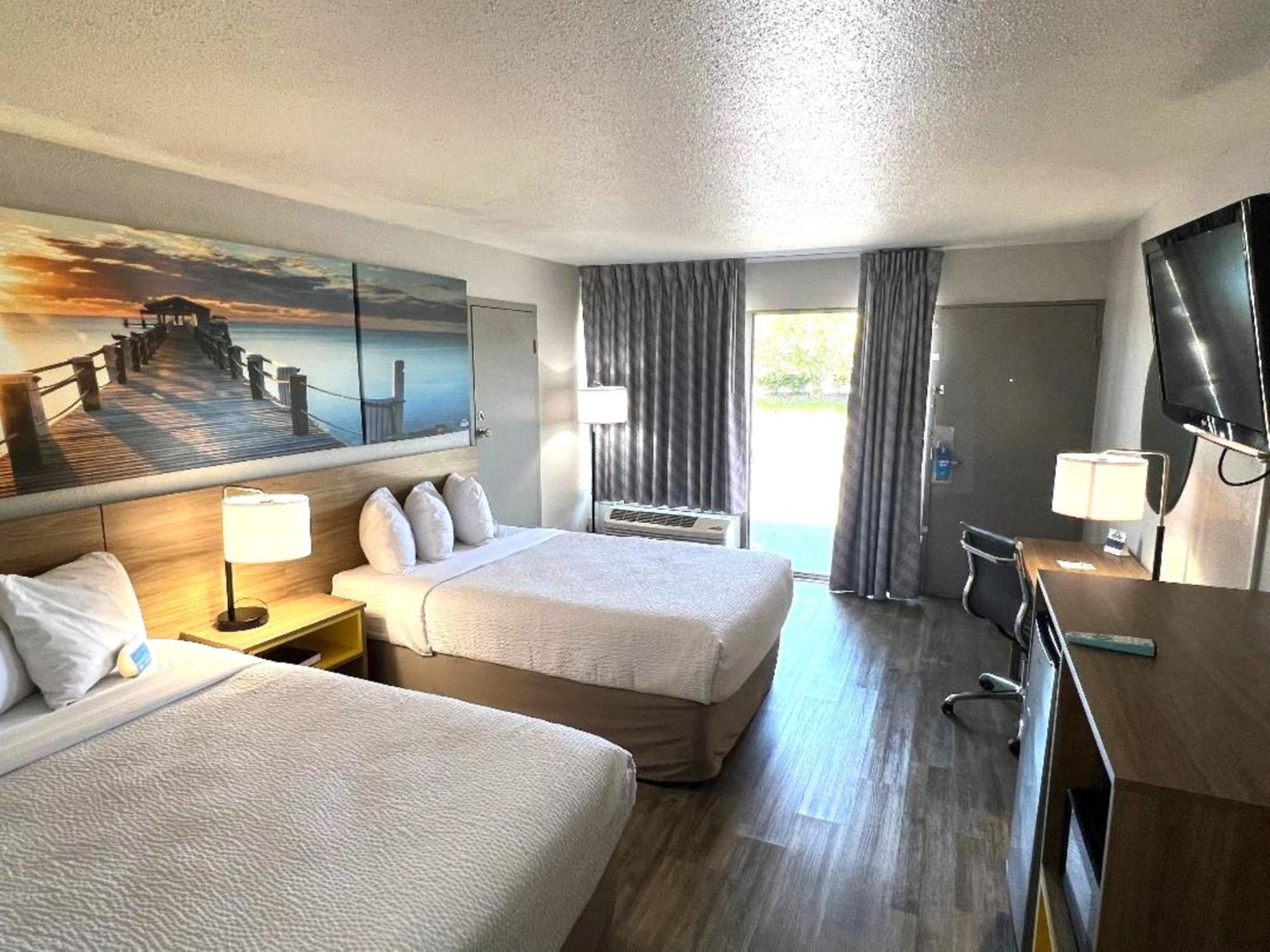 Days Inn By Wyndham Wildwood I-75 Extérieur photo