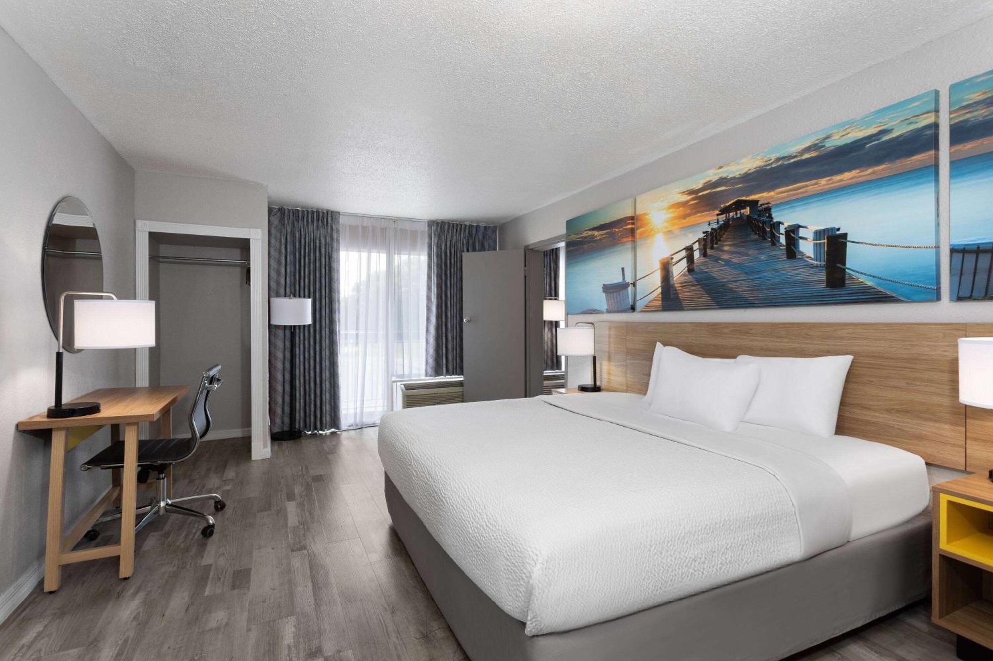 Days Inn By Wyndham Wildwood I-75 Extérieur photo